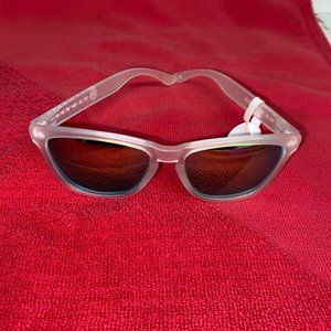 Hawkers Glacier White Plastic Frame Ultra Violet 400 Green Polarized Lens in Box